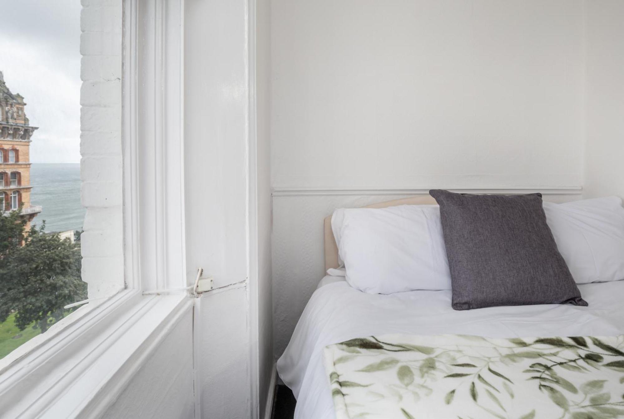 Serenity Guest House 斯卡伯勒 外观 照片