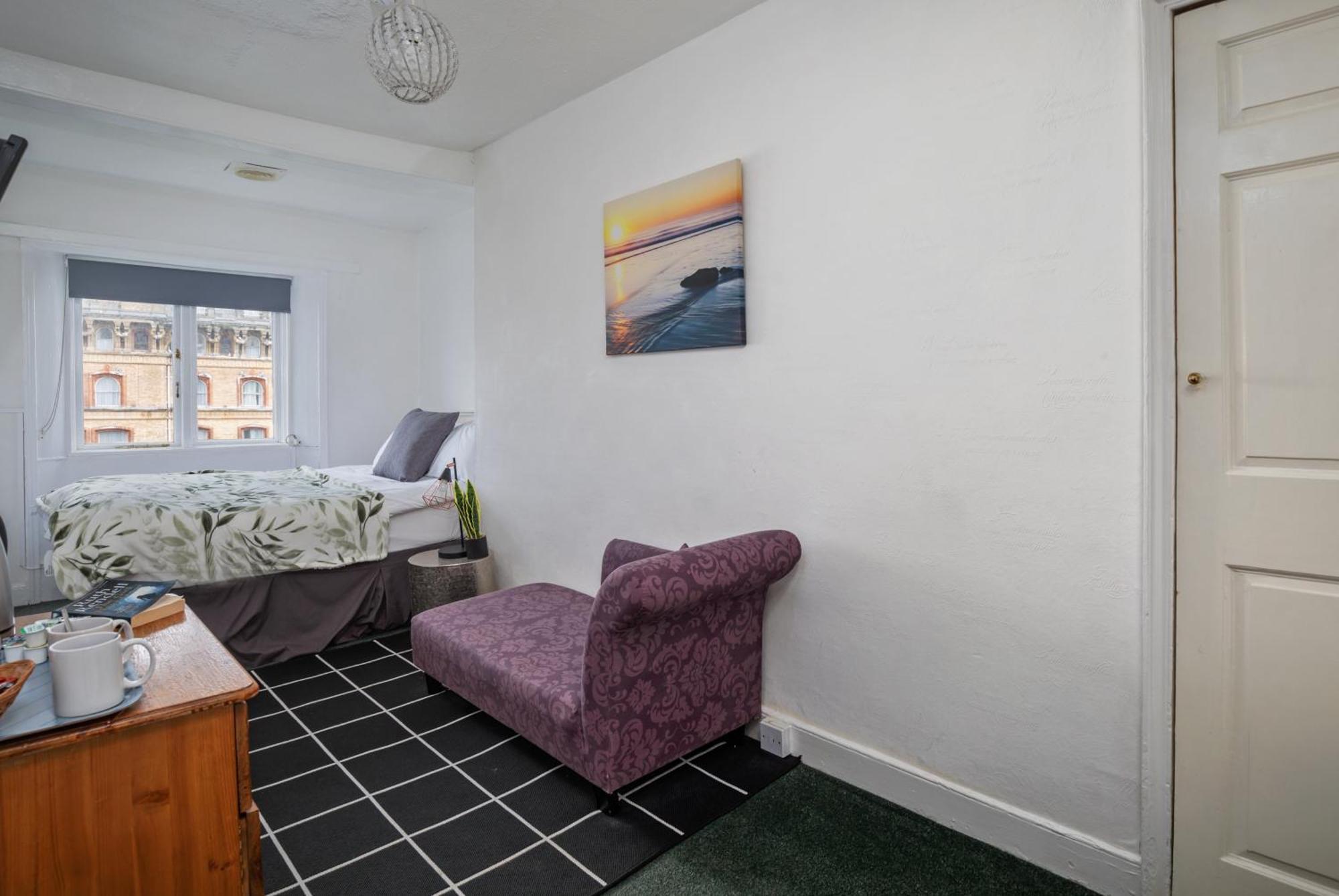 Serenity Guest House 斯卡伯勒 外观 照片
